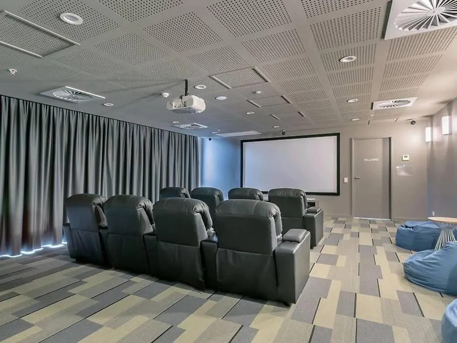 City Apartment Free Parking Cityview Pool Gym Adelaide