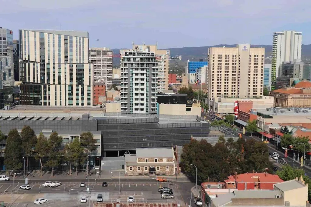 City Apartment Free Parking Cityview Pool Gym Adelaide